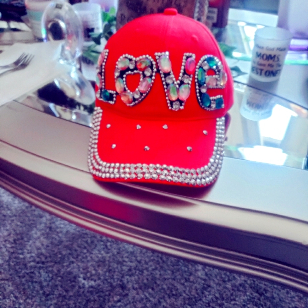 Very pretty hat. Fits any head size. Very stylish and very new.